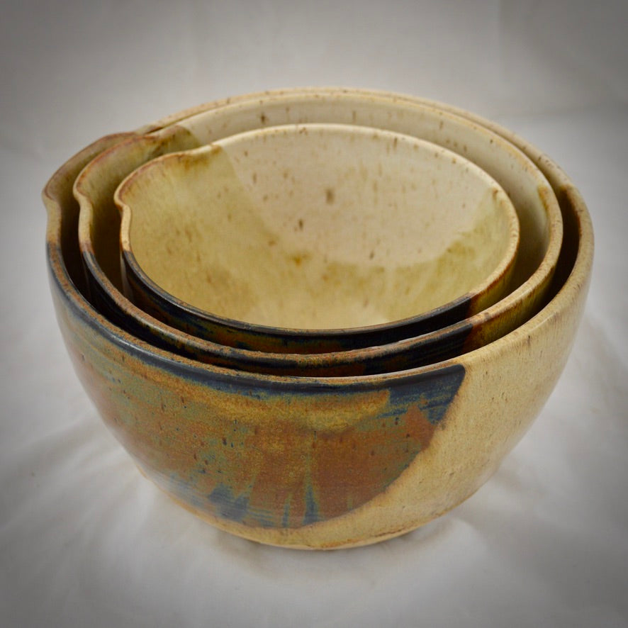 Nesting Bowls