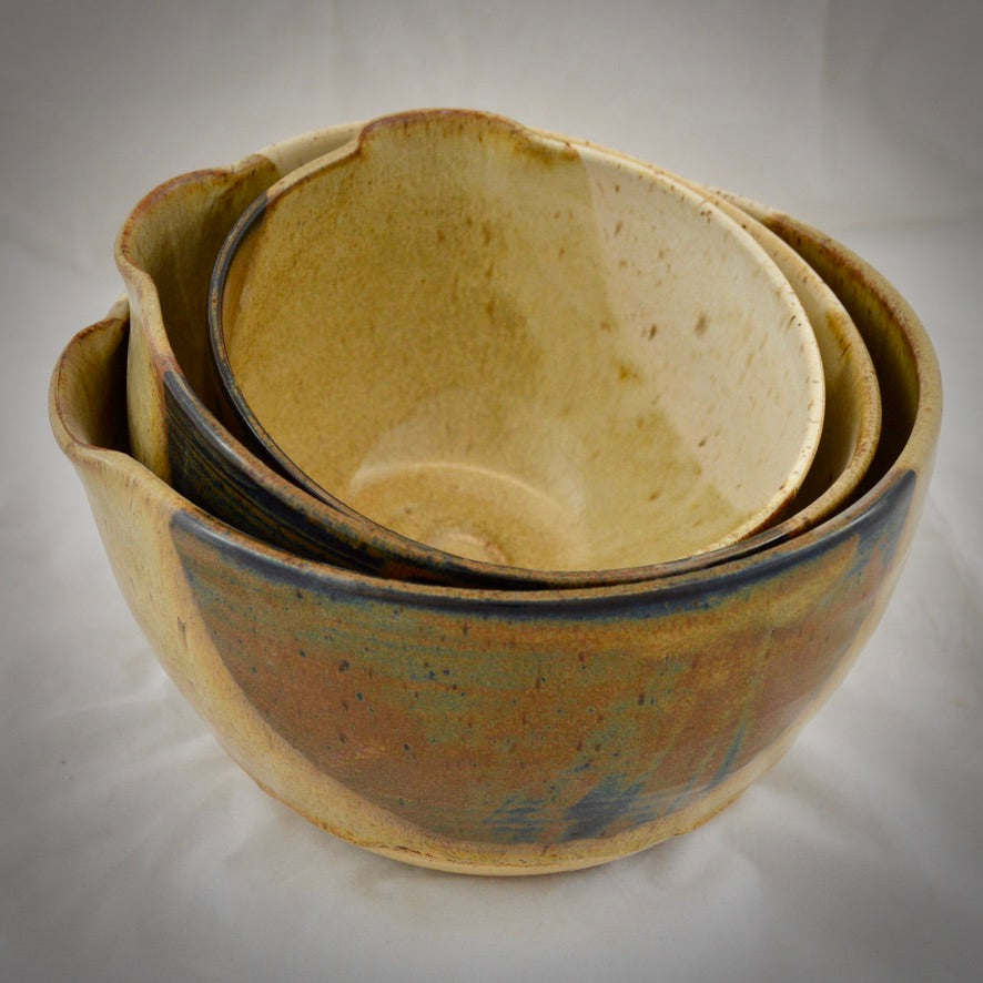 Nesting Bowls